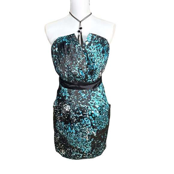 Guess Dresses & Skirts - Guess Strapless Animal Print Mini Dress Size 0